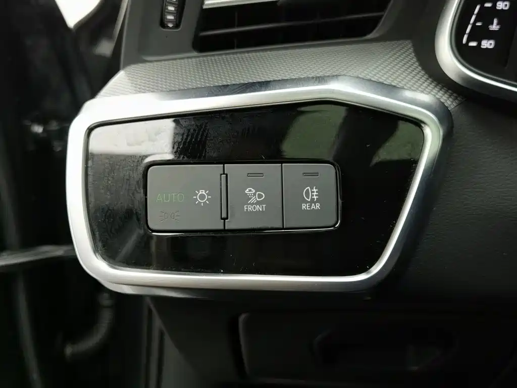 Audi A6L — миниатюра 21