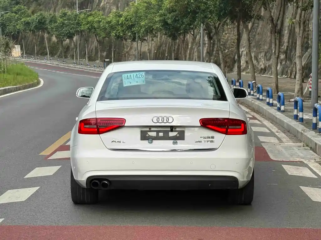 Audi A4L — миниатюра 8