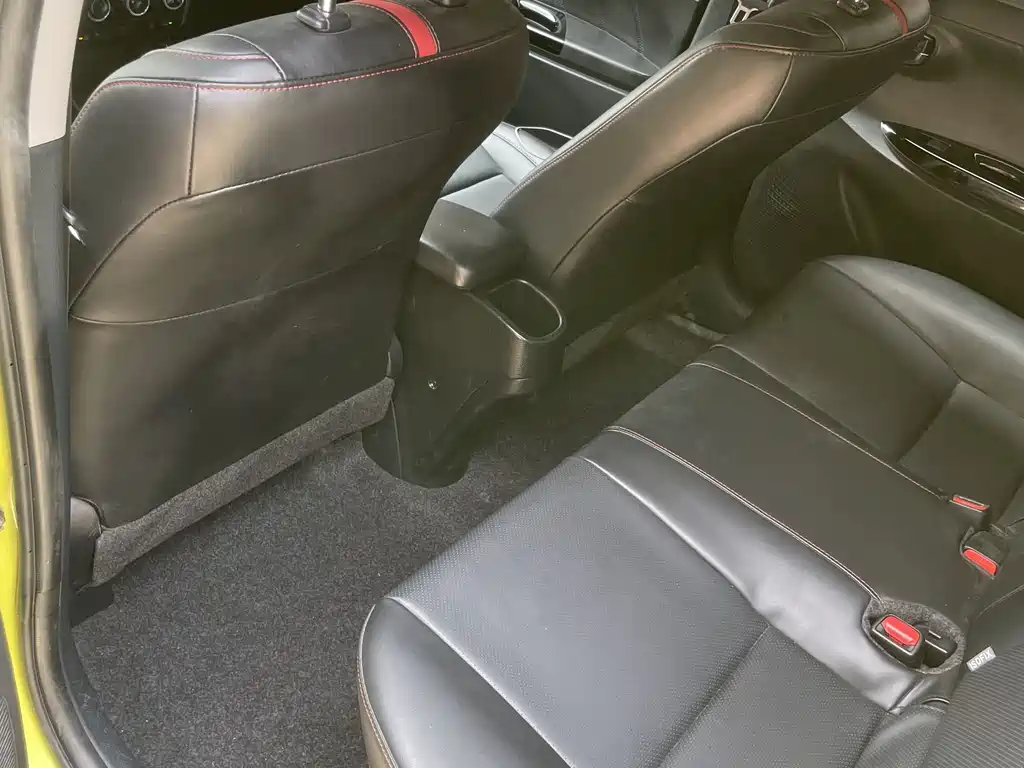 TOYOTA YARIS L ZHIXUAN