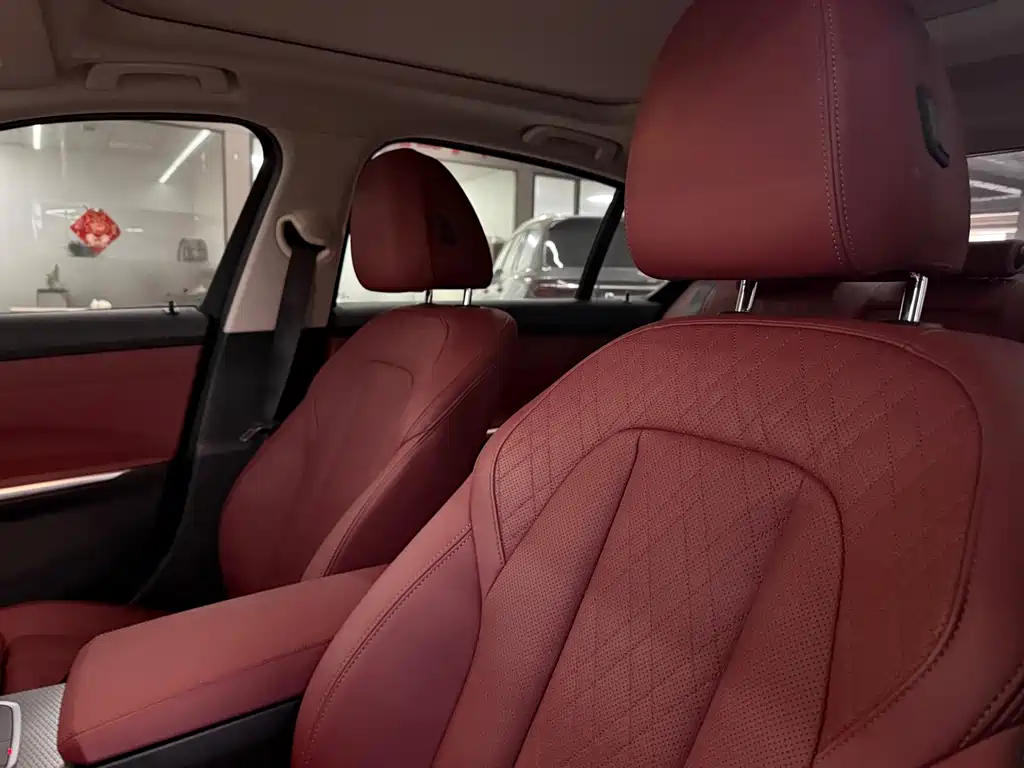 BMW 3 Series — миниатюра 10