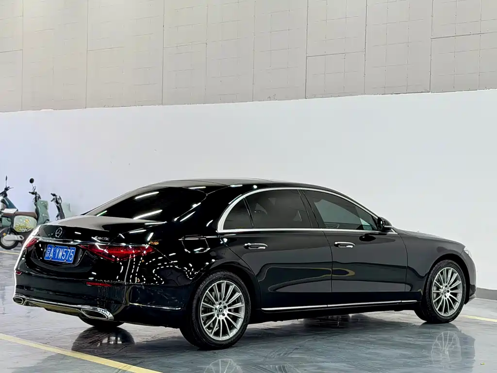 Mercedes-Benz S-Class — миниатюра 6