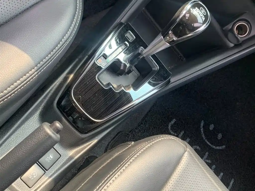 TOYOTA YARIS L ZHIXUAN