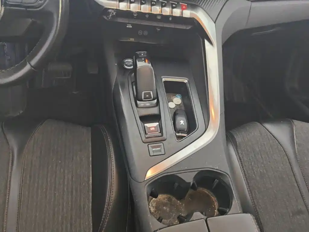 Peugeot 5008 — миниатюра 14