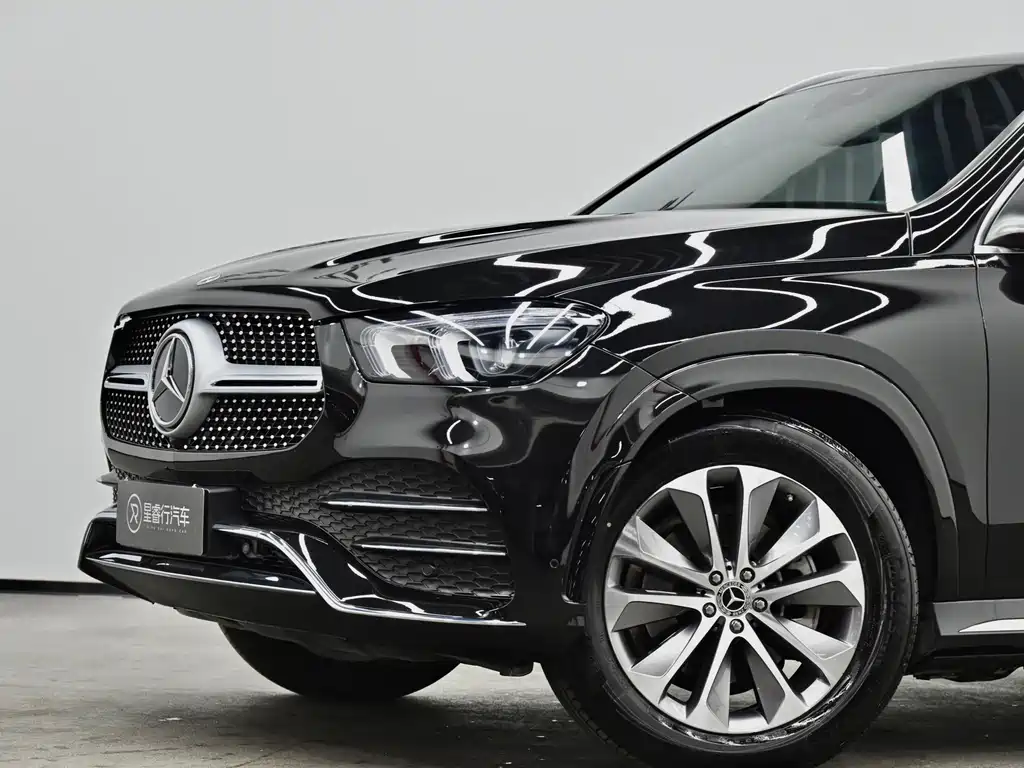 Mercedes-Benz GLE (Import) — миниатюра 25