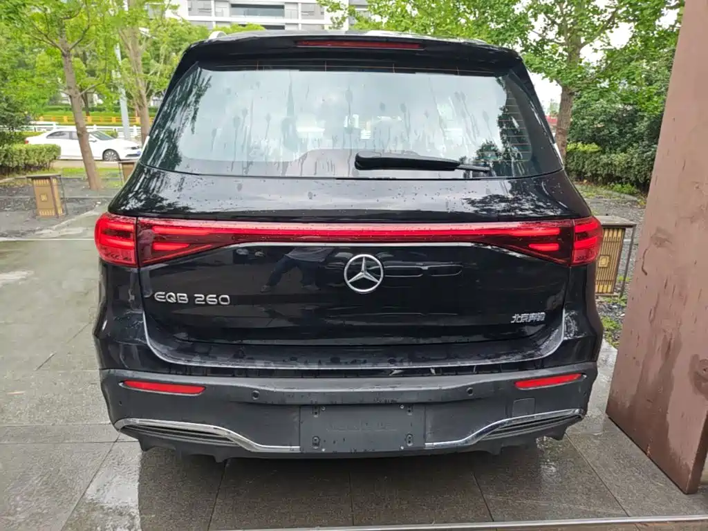 Mercedes-Benz EQB 2025 EQB 260