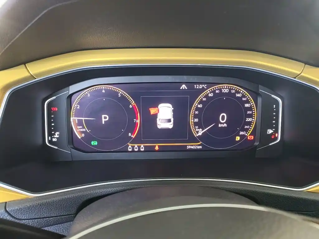 Volkswagen T-Roc — миниатюра 12
