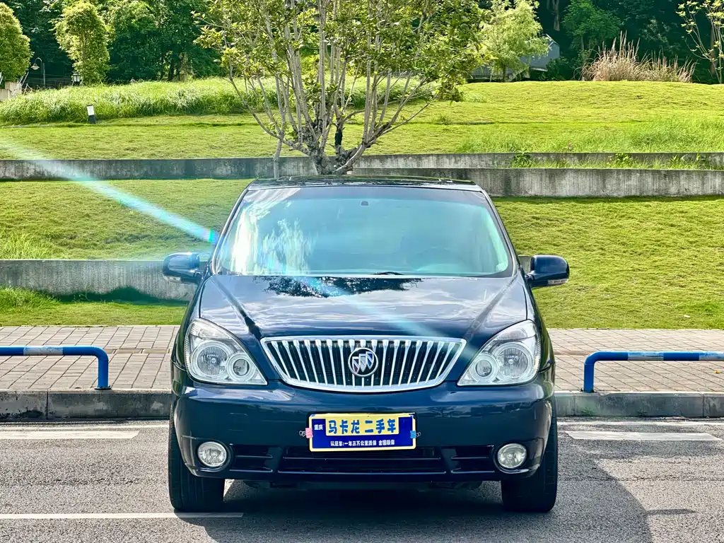 Buick GL8 2012 2.4L BASE Comfort