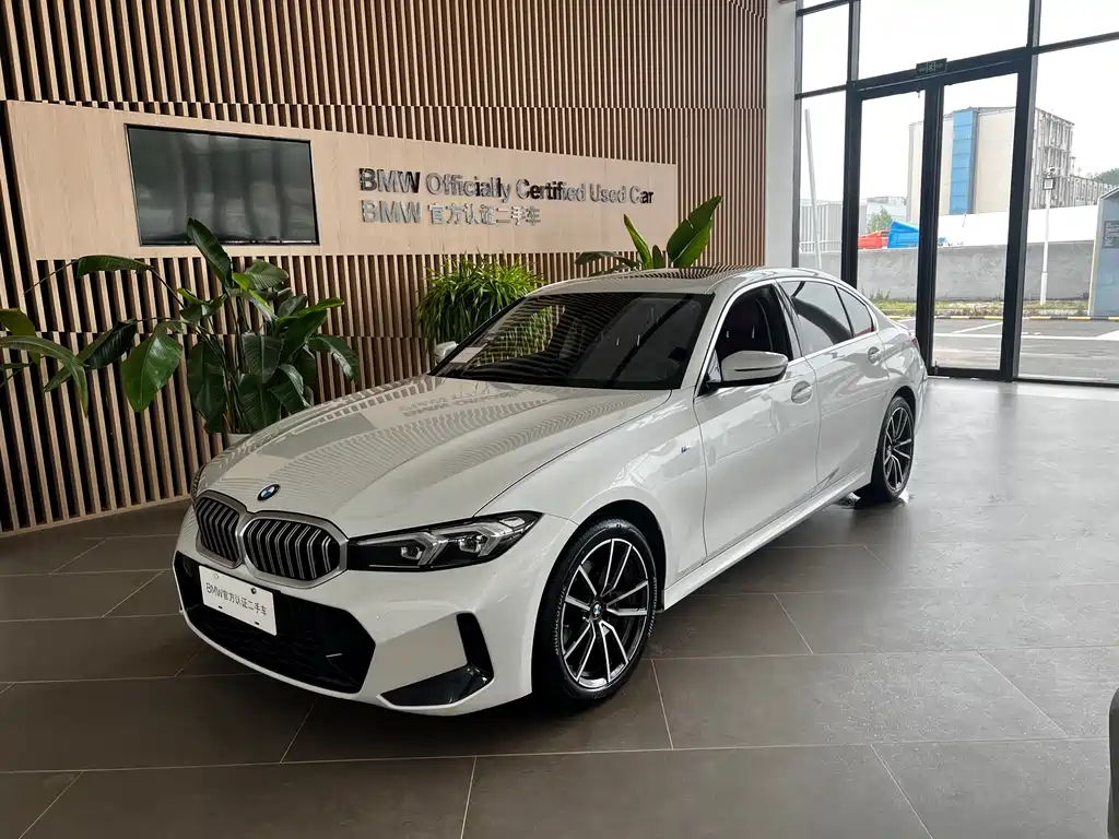 BMW 3 Series 2024