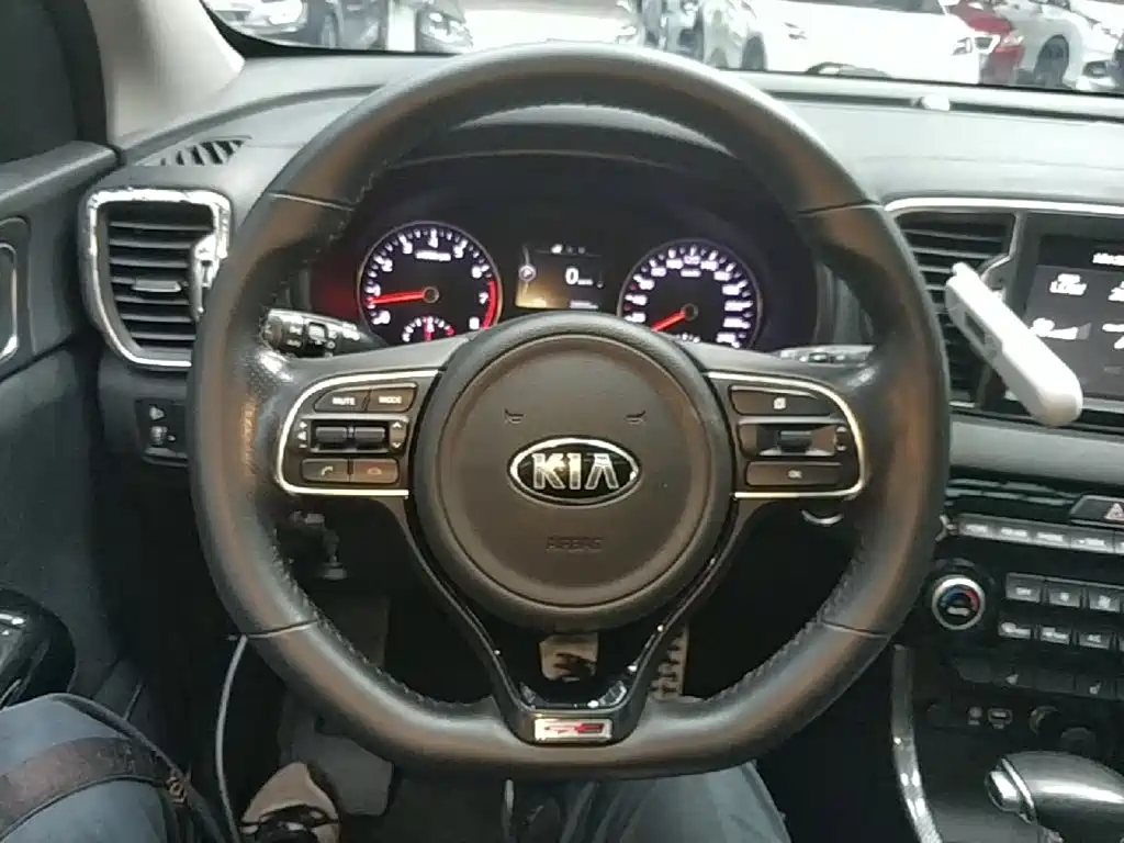 Kia KX5 — миниатюра 11