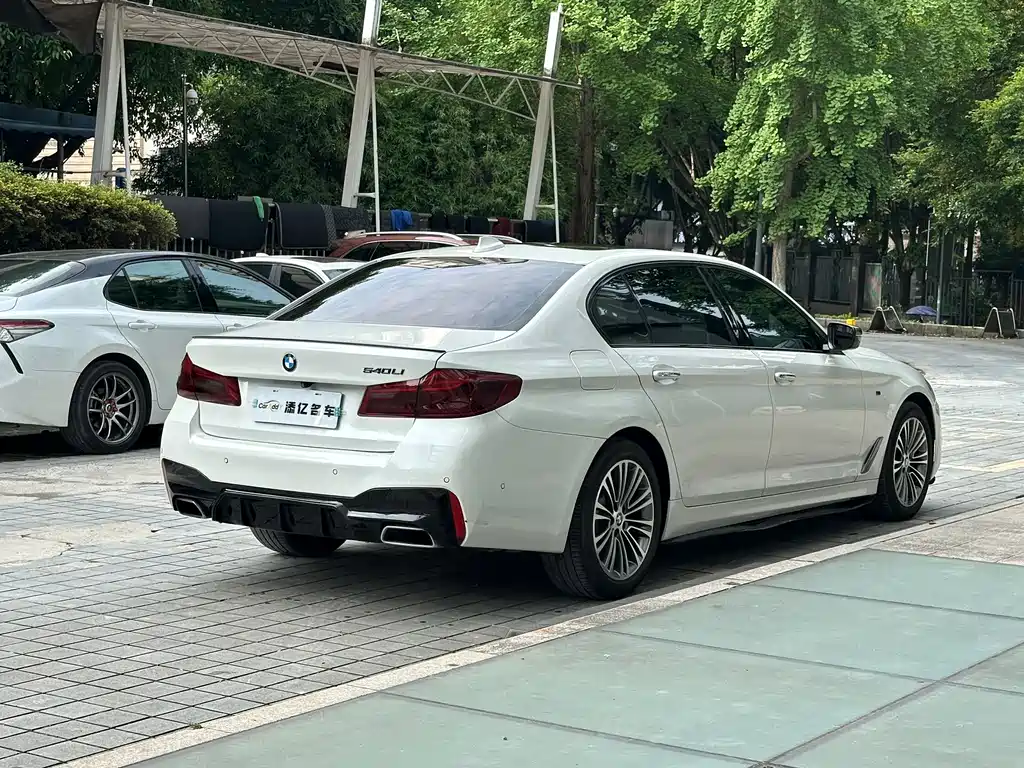 BMW 5 Series 5 2018 540Li Executive
