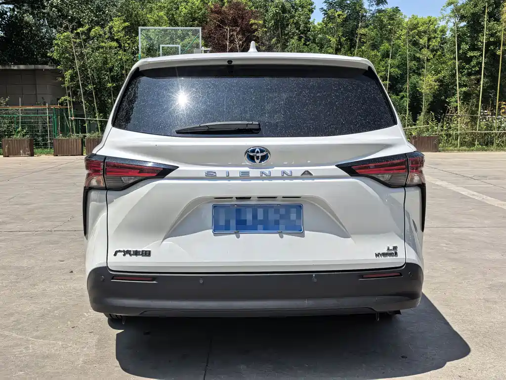 Toyota Sienna 2023 2.5L Comfort