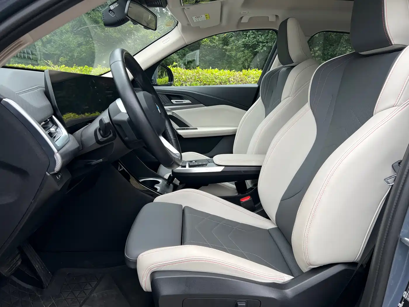 BMW X2 (imported) 2025 Silver/gray из Китая, фото 3