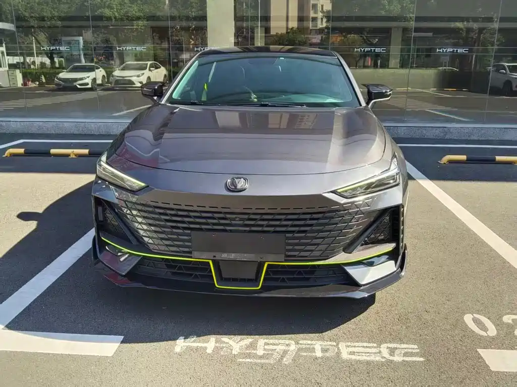 Changan UNI-V — миниатюра 2