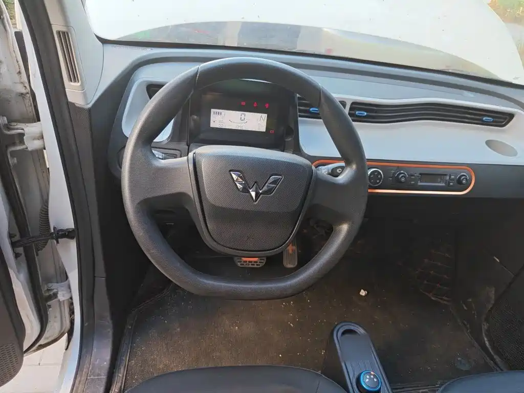 Wuling MINIEV — миниатюра 11