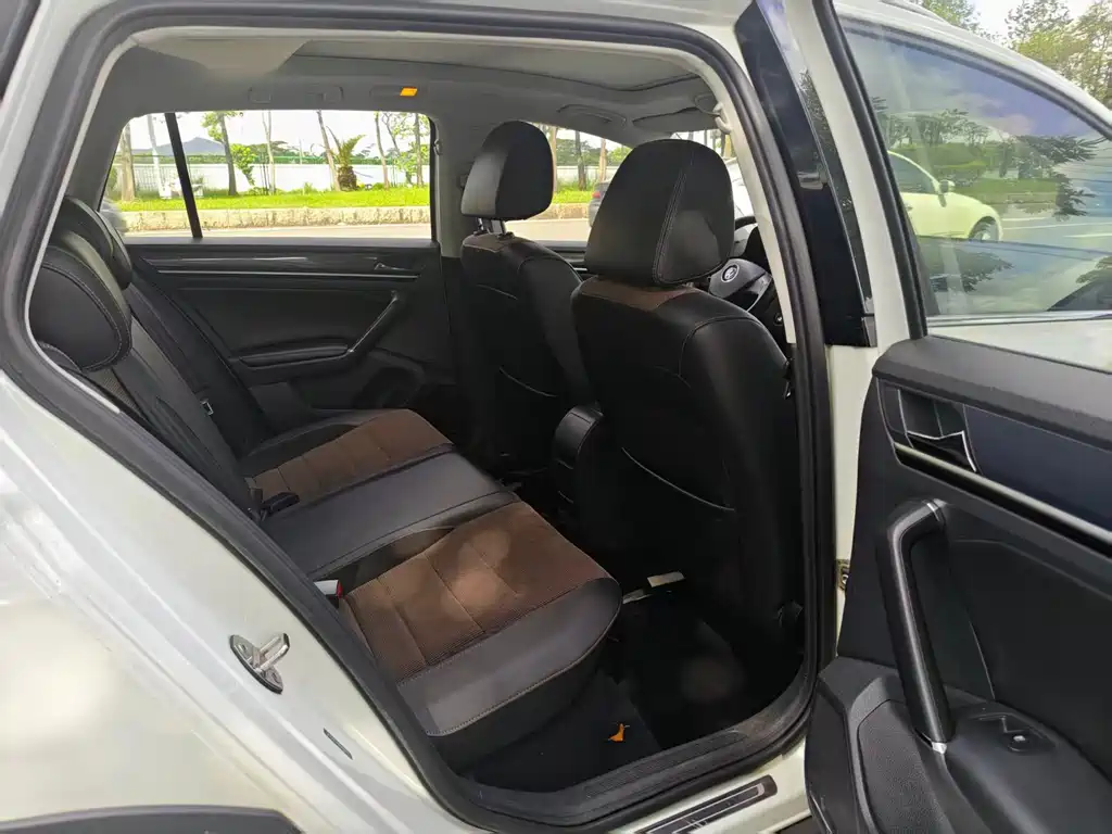 Volkswagen C-Trek 2017 1.6L AT Comfort