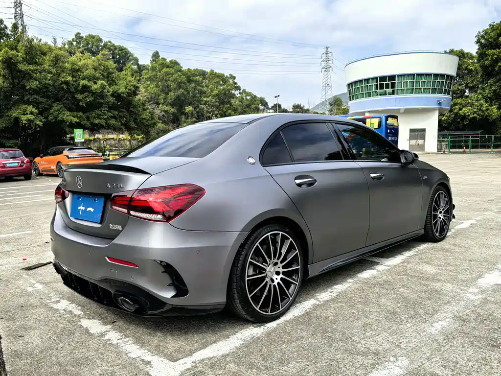 MERCEDES-BENZ A CLASS AMG