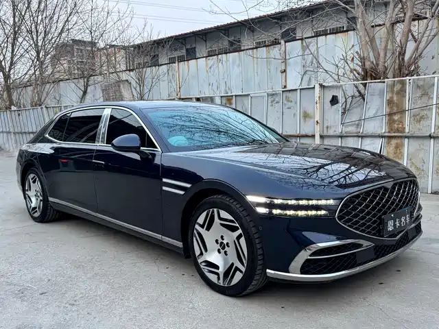 genesis g90