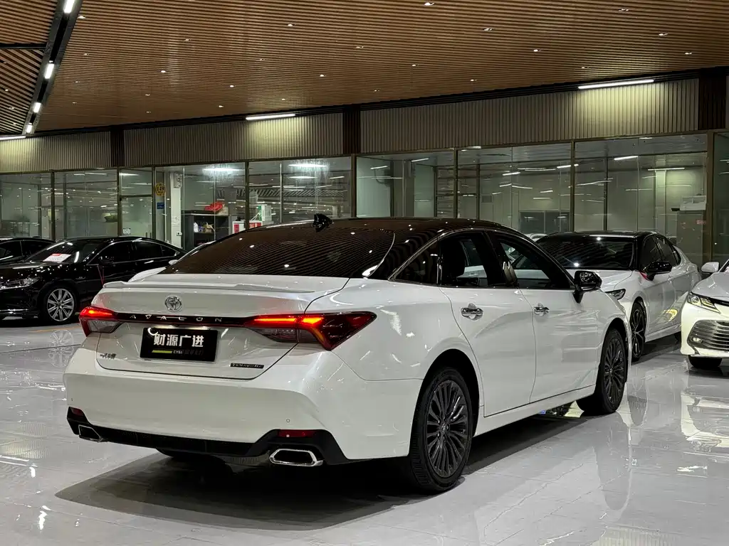 Toyota Avalon 2.5L Touring Premium Edition China VI, фото 13