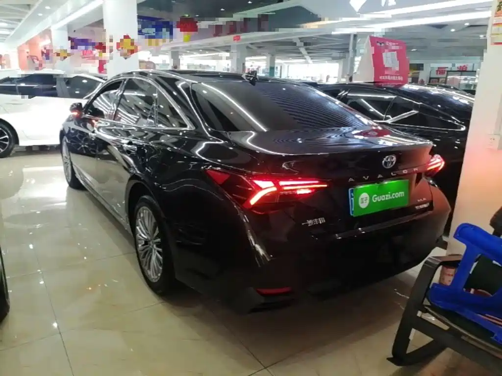 Toyota Avalon 2019 2.5L XLE Luxury VI