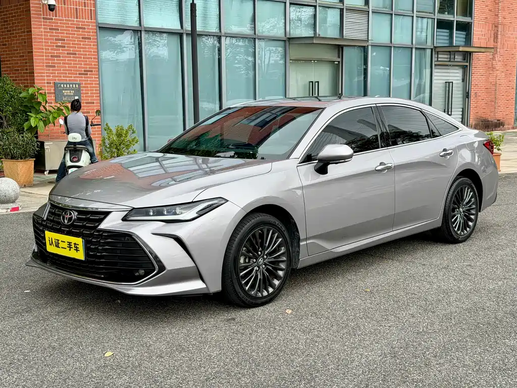 Toyota Avalon 2024