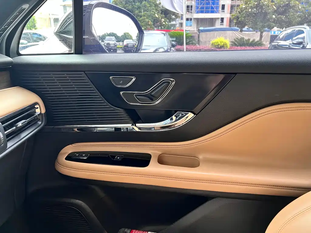 Lincoln Corsair 2020 2.0T