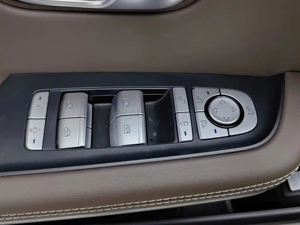 BYD Han — миниатюра 9