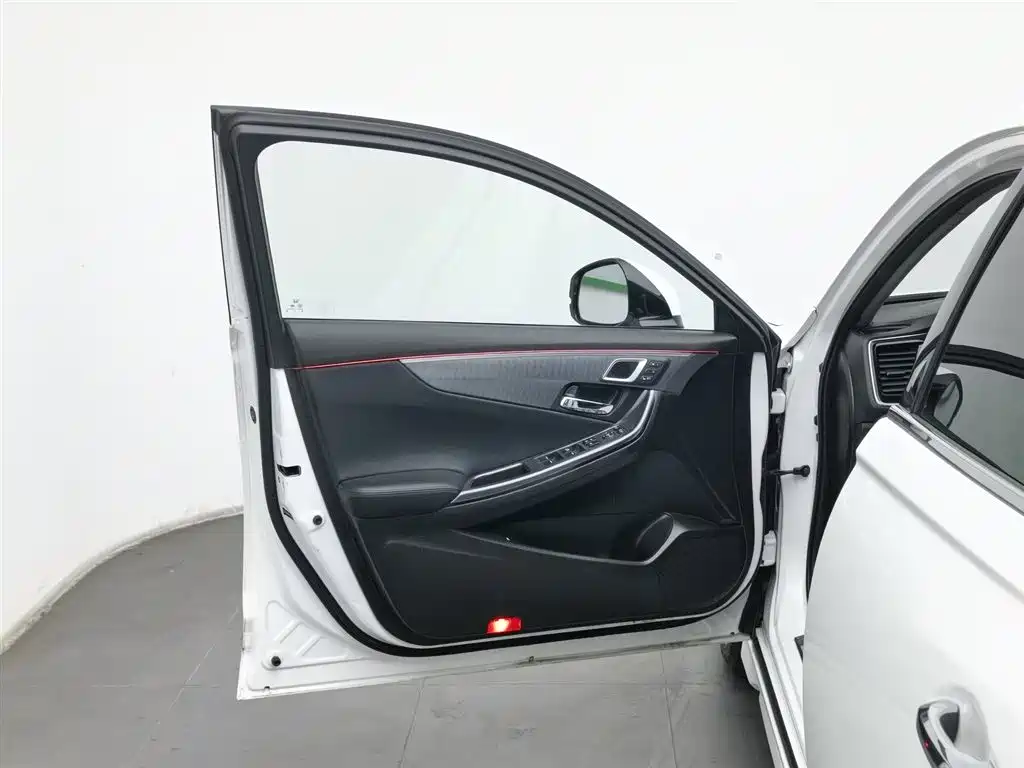 Honda Spirior 2015 2.4L Luxury