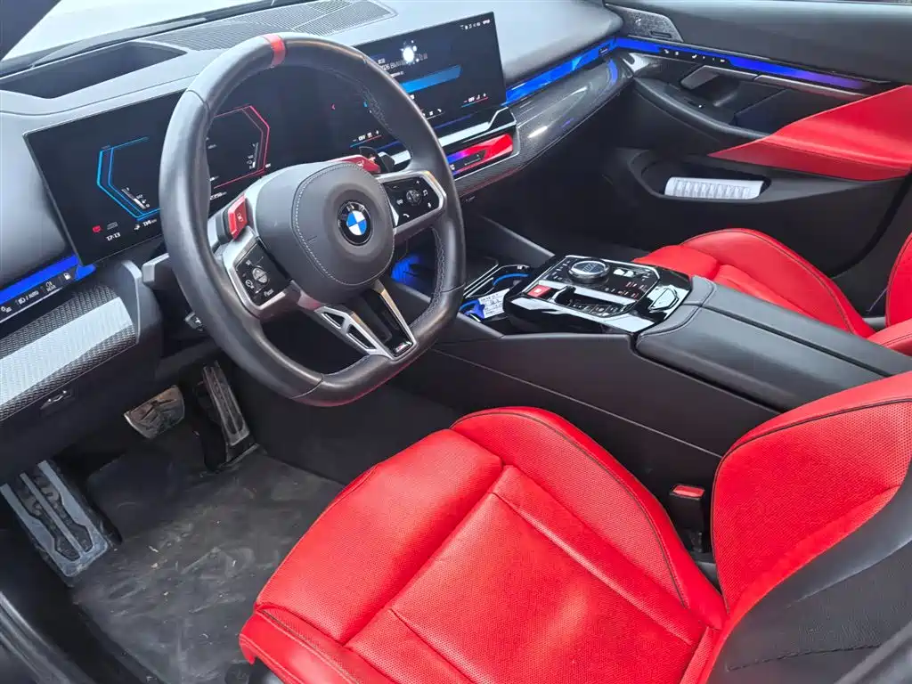 BMW M5 2025 M5