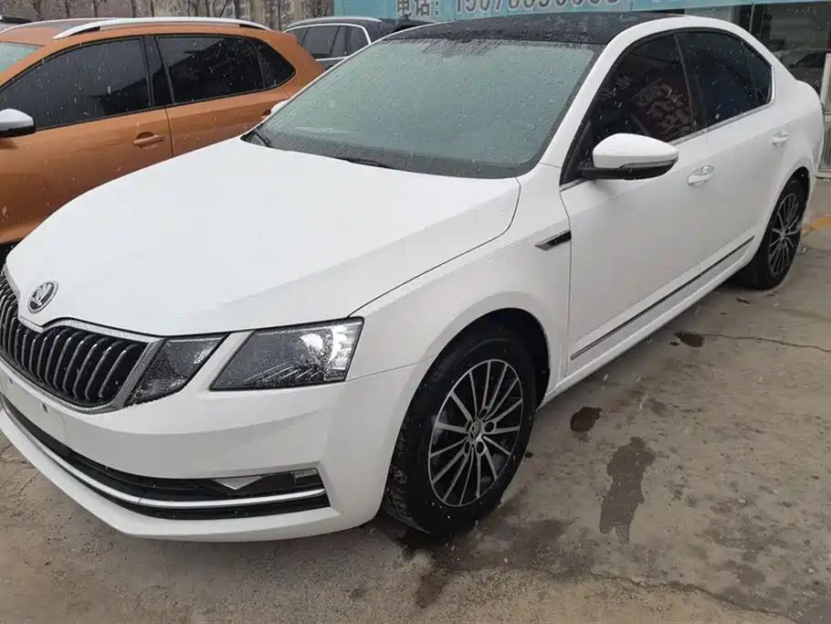 SKODA OCTAVIA
