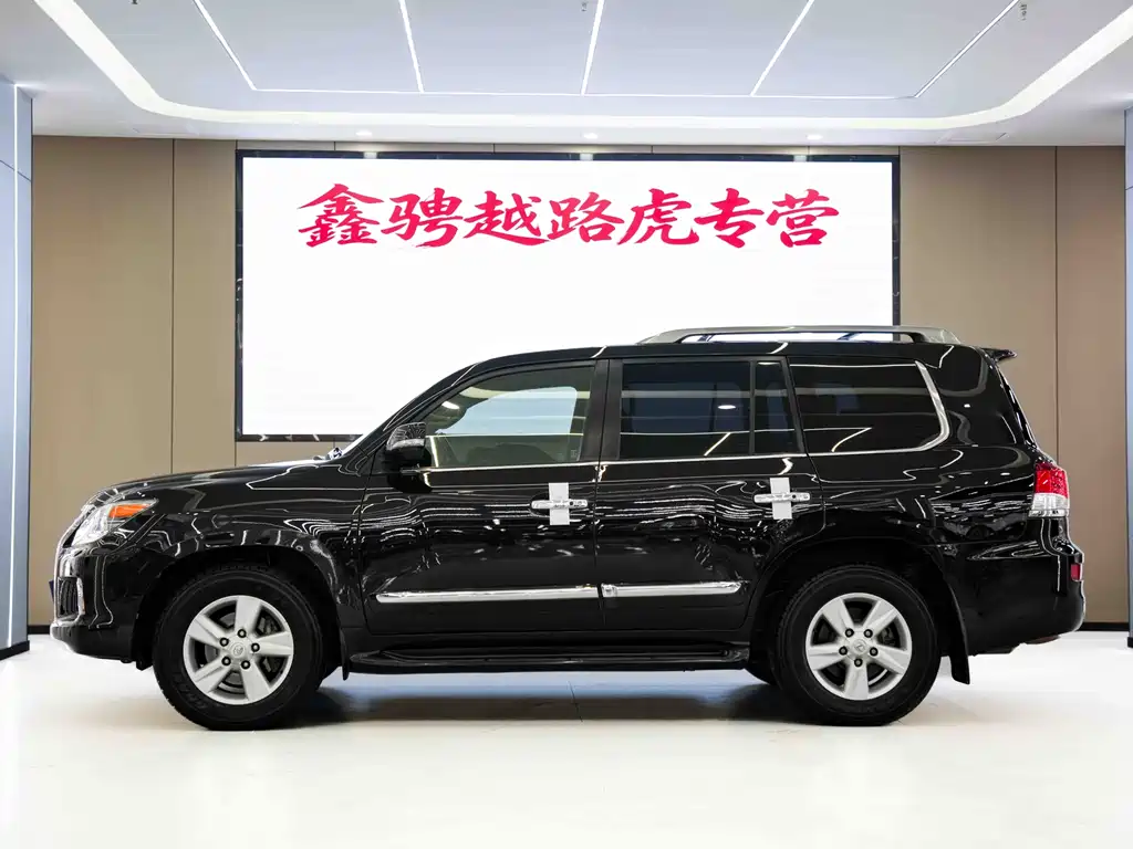 Lexus LX 2012 570