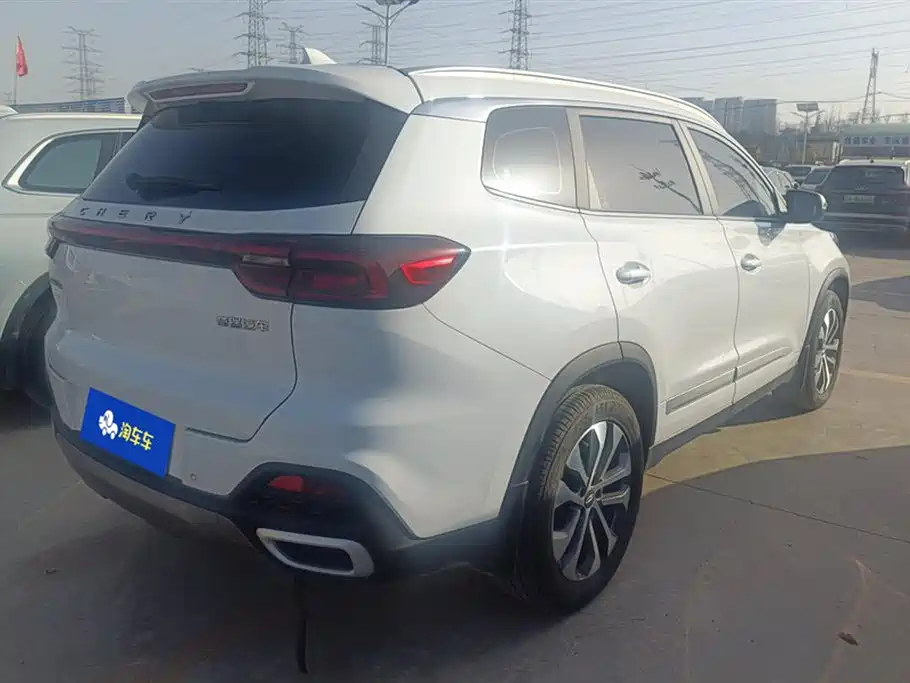 CHERY TIGGO 8