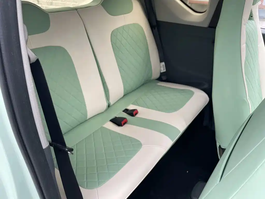 Wuling MINIEV — миниатюра 6