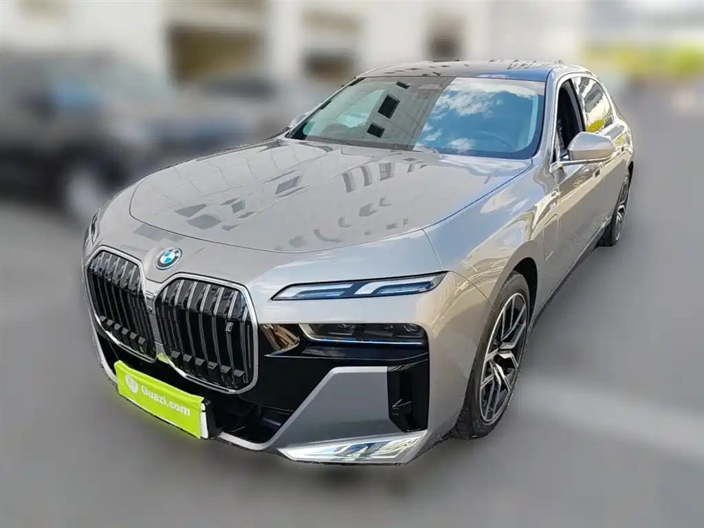 BMW i7 2023