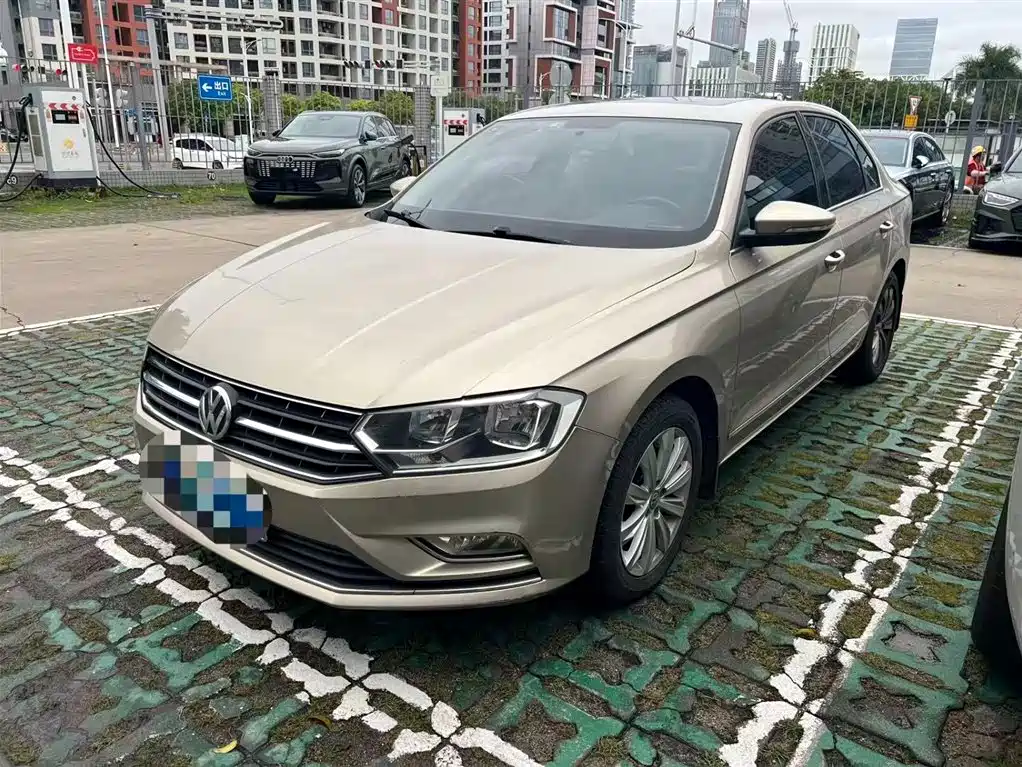 Volkswagen Bora 2017 1.6L Manual Fashion Type