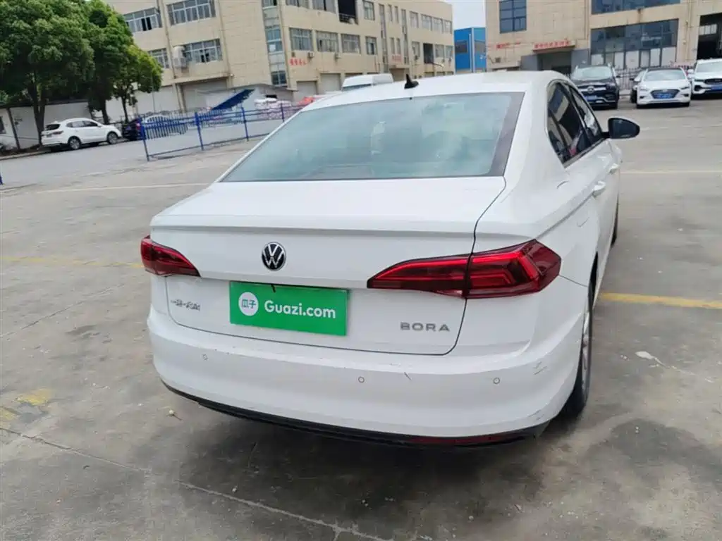 Volkswagen Bora 2021 1.5L AT Fashion Smart Connect