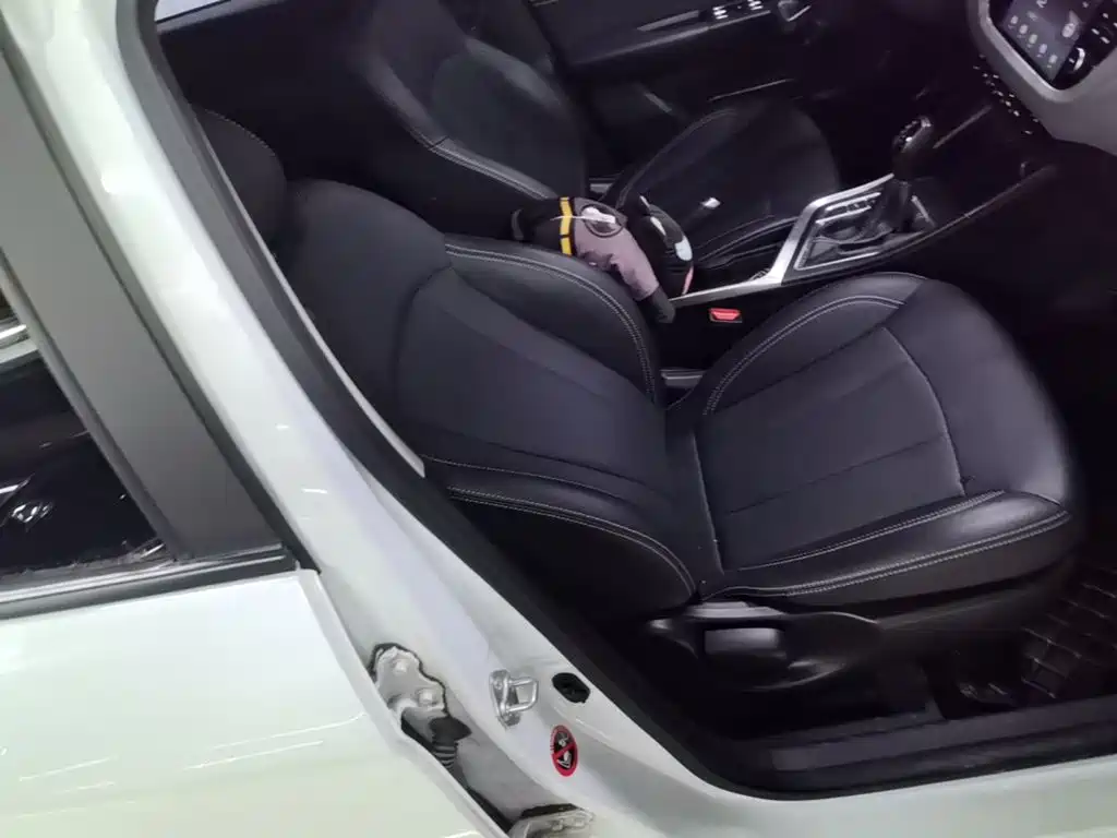 Geely Vision X3 — миниатюра 25
