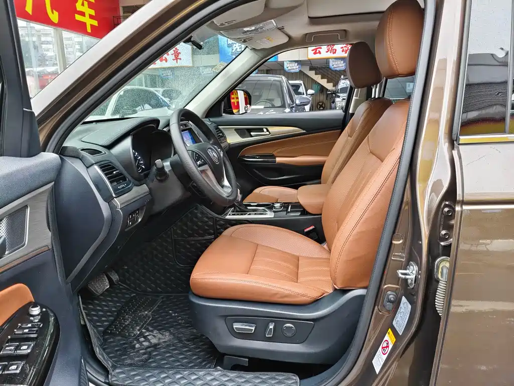 Changan CS95 — миниатюра 3