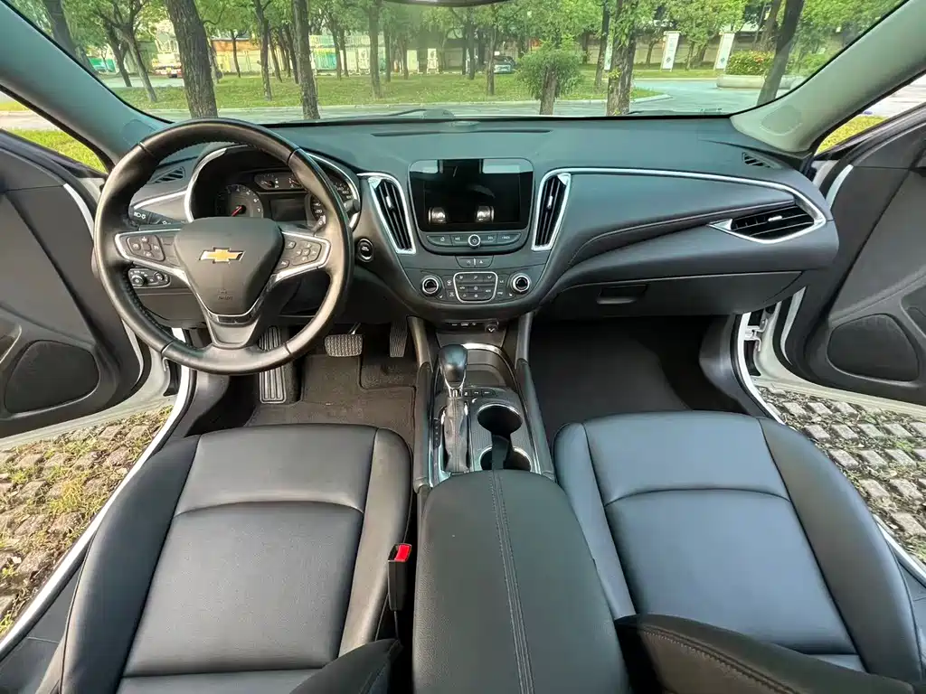 Chevrolet Malibu XL — миниатюра 10