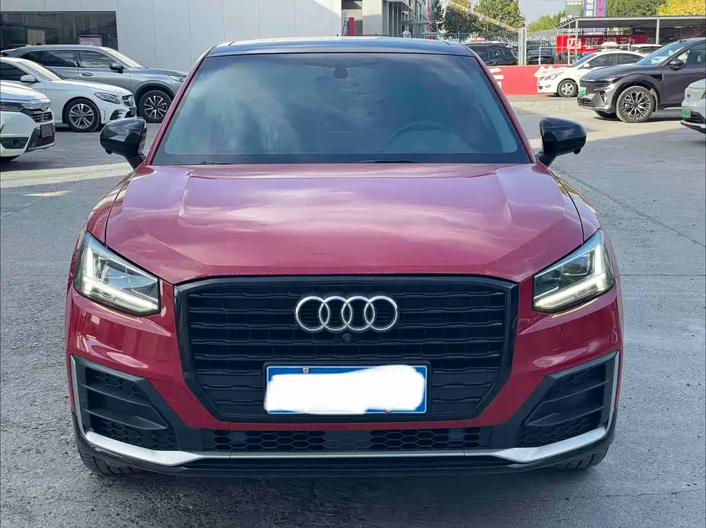 Audi Q2L — миниатюра 2