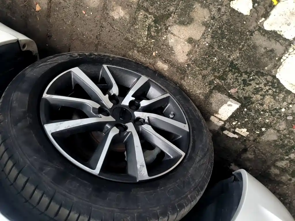 Geely Emgrand — миниатюра 23