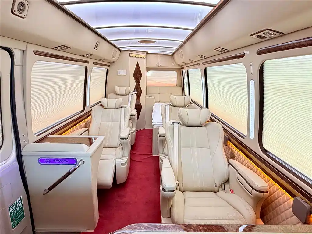 Toyota Coaster 2020 4.0L AT