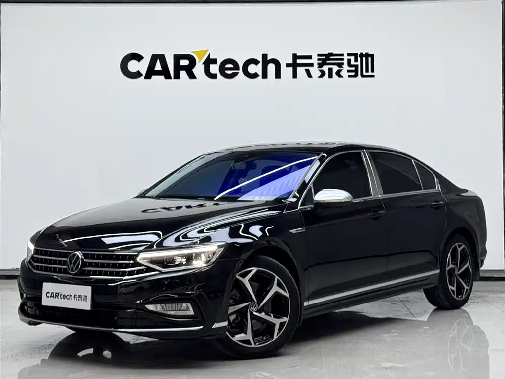 Volkswagen Magotan 2024