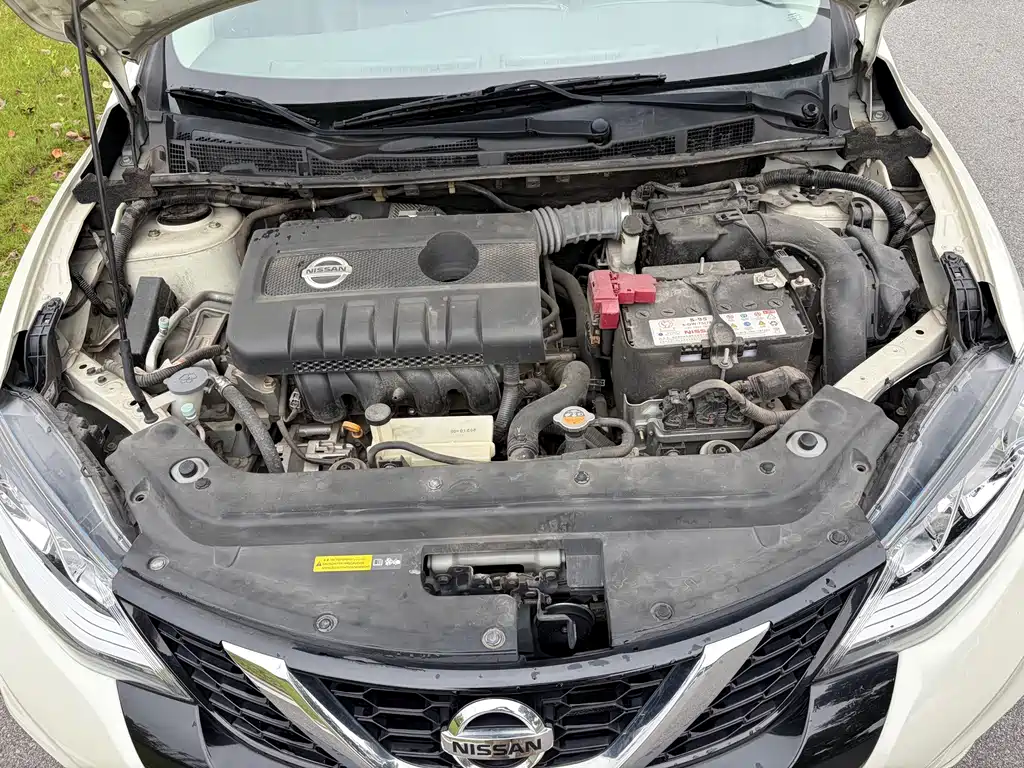 Nissan Tiida — миниатюра 16