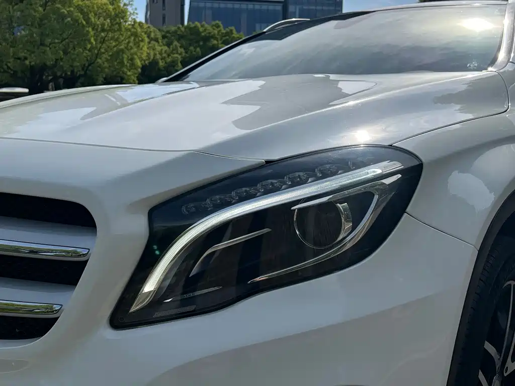 Mercedes-Benz GLA 2016 GLA 200 Fashion