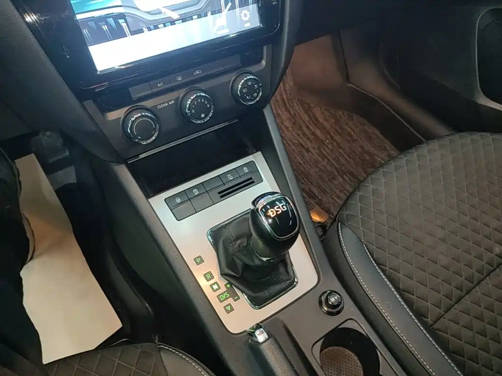 Skoda Octavia — миниатюра 14