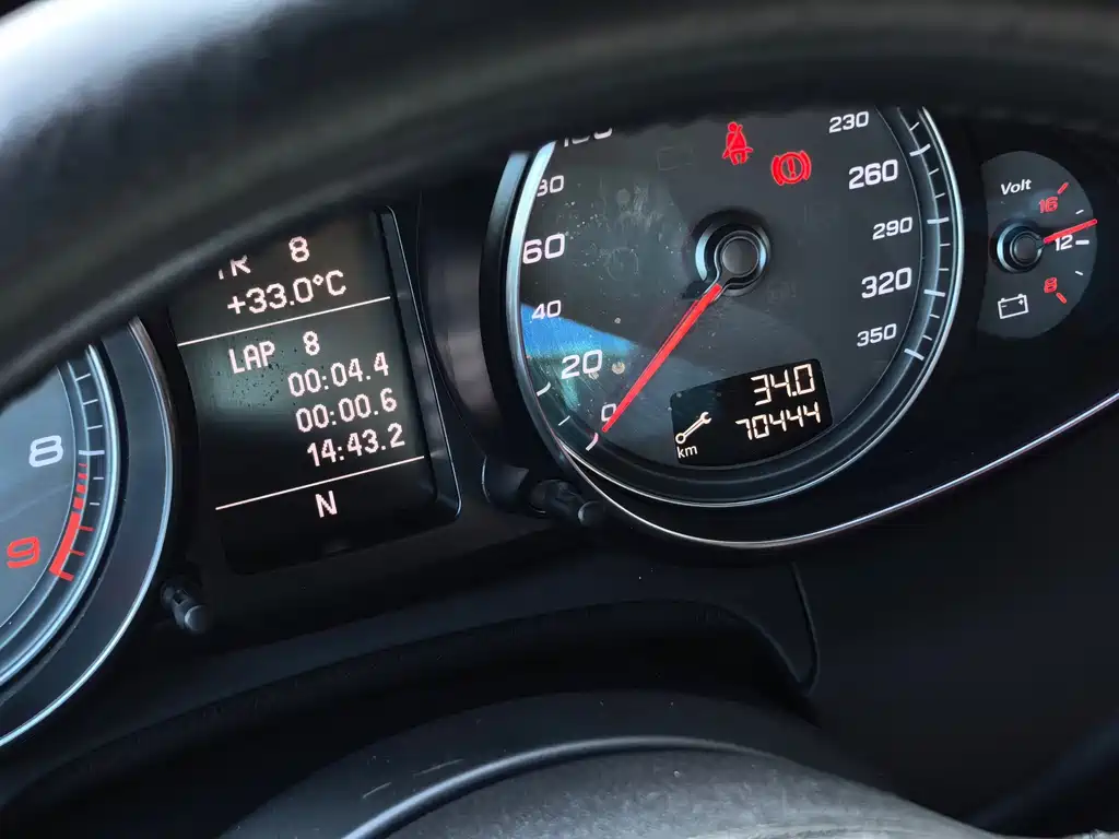 Audi R8 — миниатюра 12