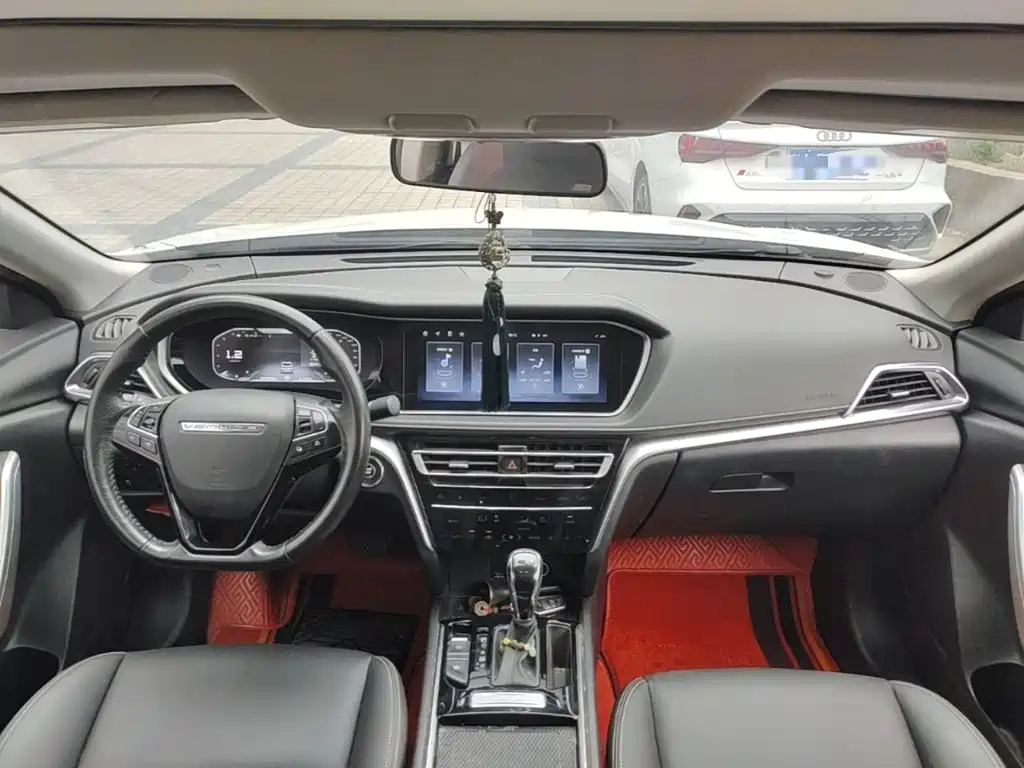 Venucia T90 — миниатюра 10