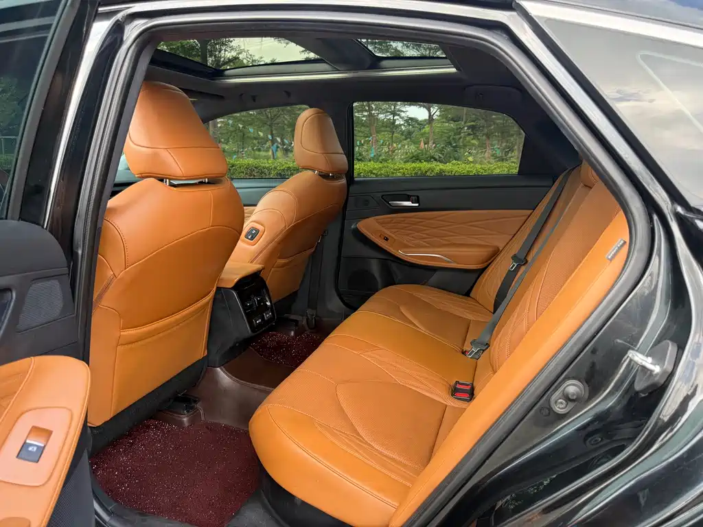 Toyota Avalon — миниатюра 13