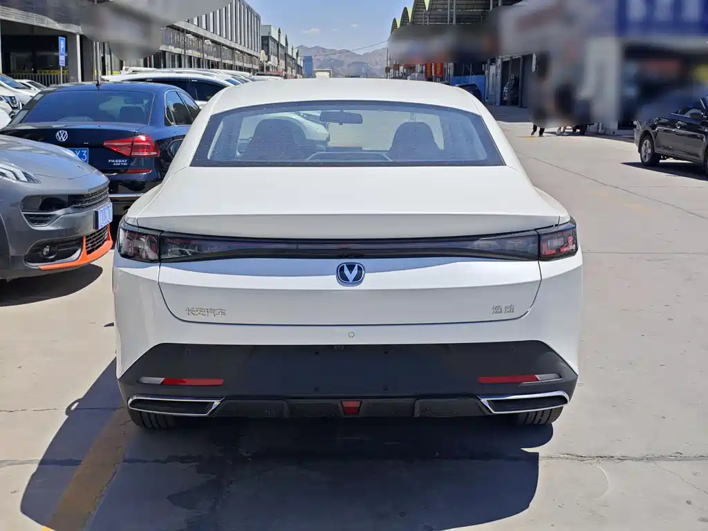Changan EadoPHEV PHEV 2025 145KM