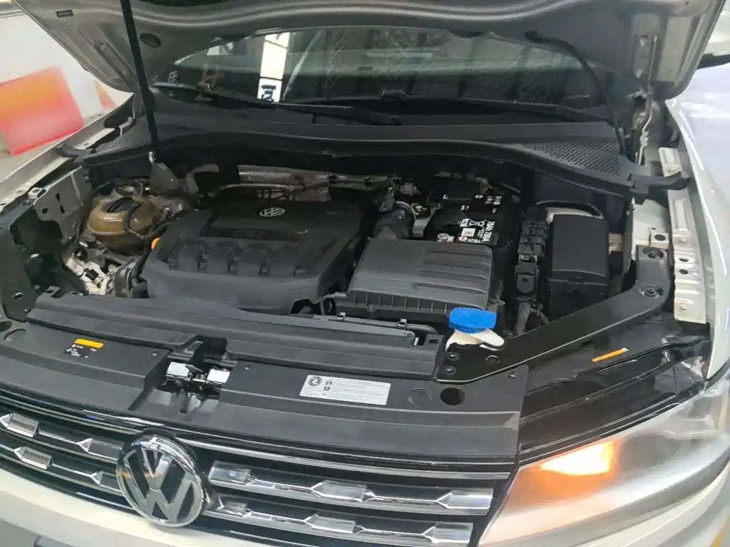 Volkswagen Tiguan L — миниатюра 20